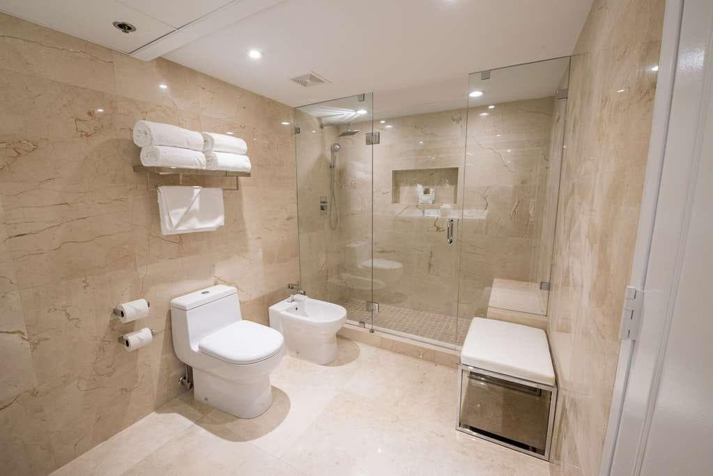 DoubleTree by Hilton Grand Hotel Biscayne Bay photo 3
