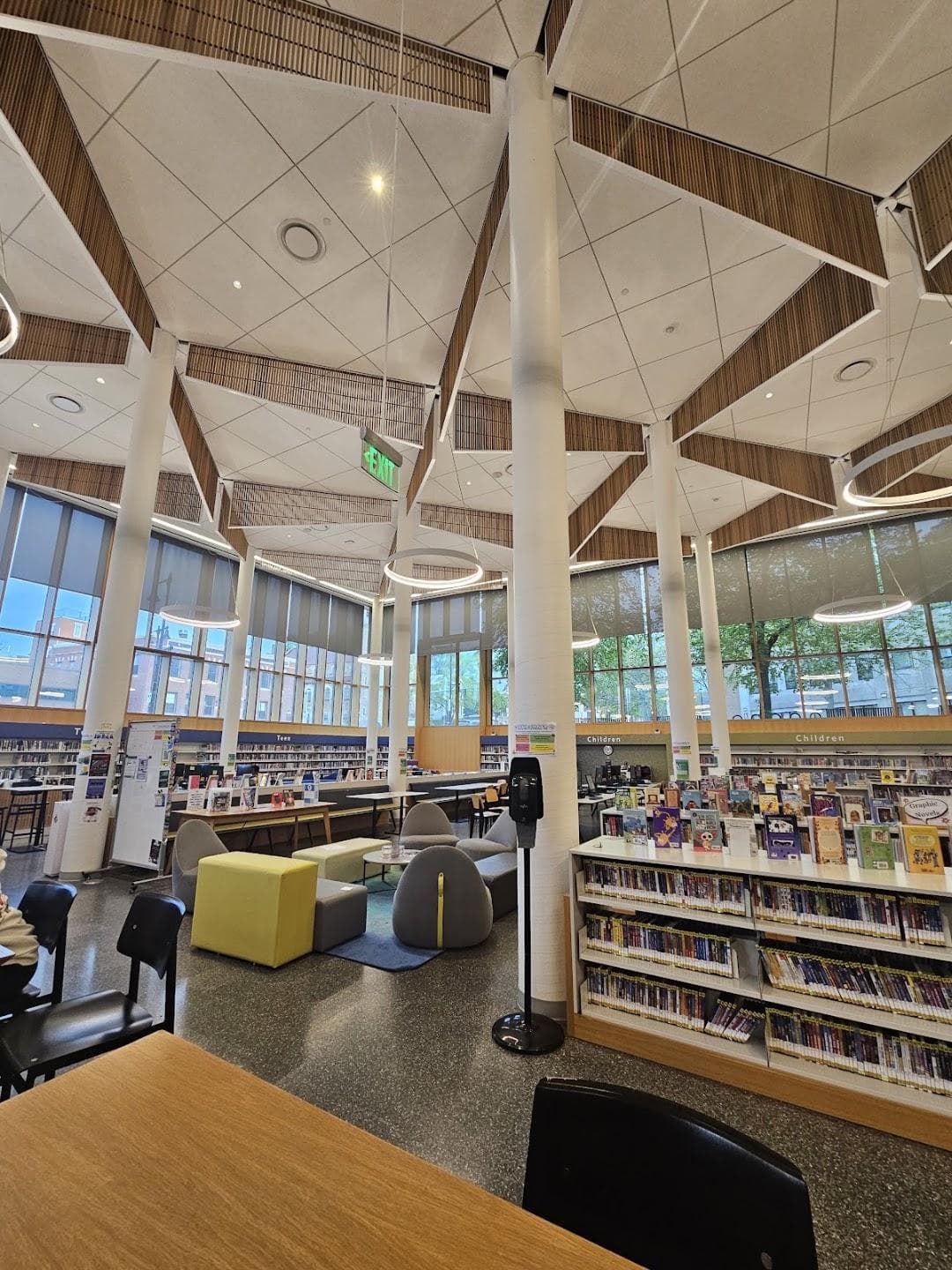 Shaw-Roxbury Branch of the Boston Public Library photo 3