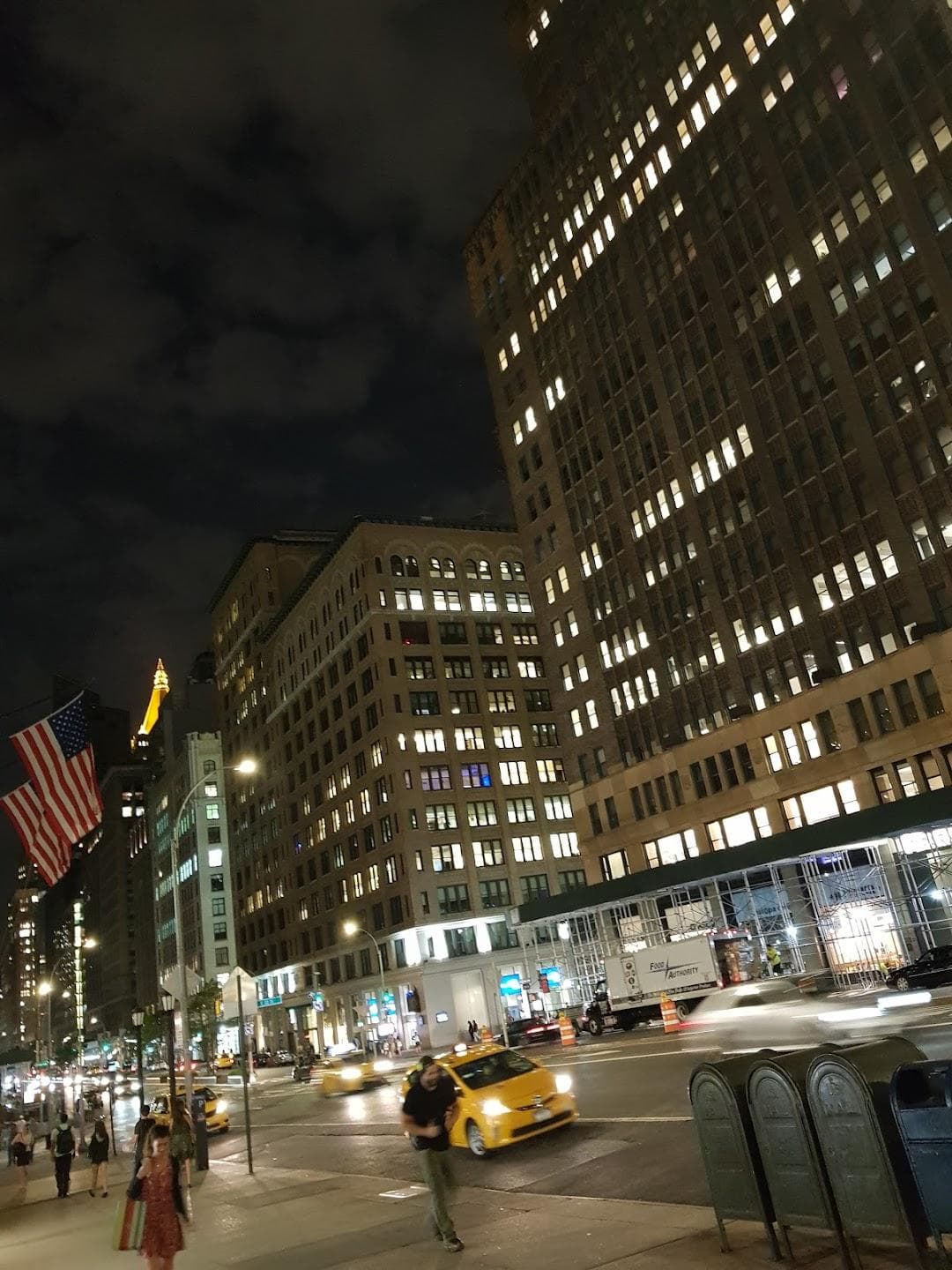 East 33rd Street photo 6
