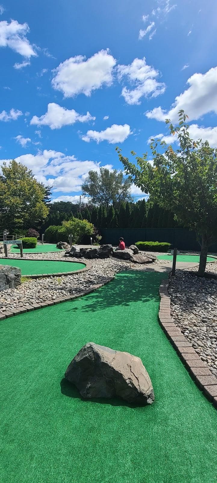 Shady Rest Country Club photo 3