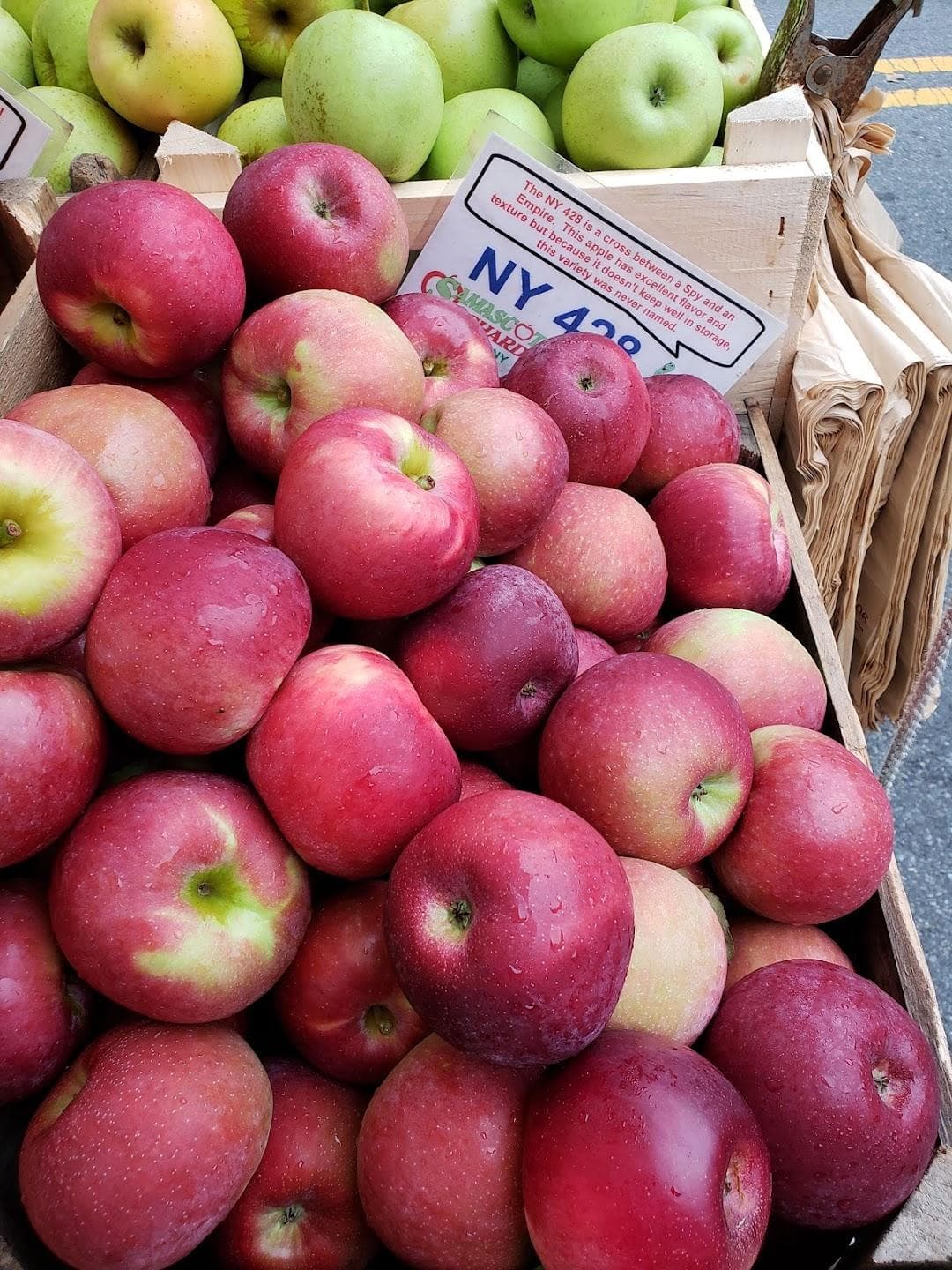 Inwood Greenmarket photo 3