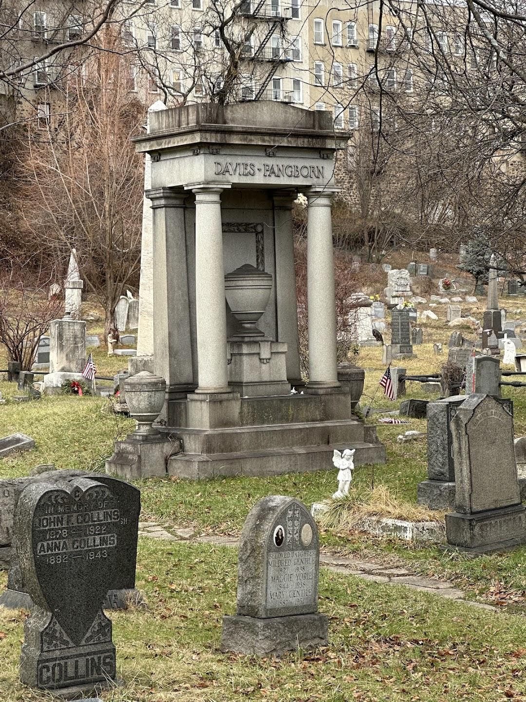 Harsimus Cemetery photo 3