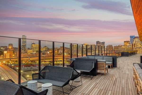 Cambria Hotel Boston Downtown - Seaport photo 4
