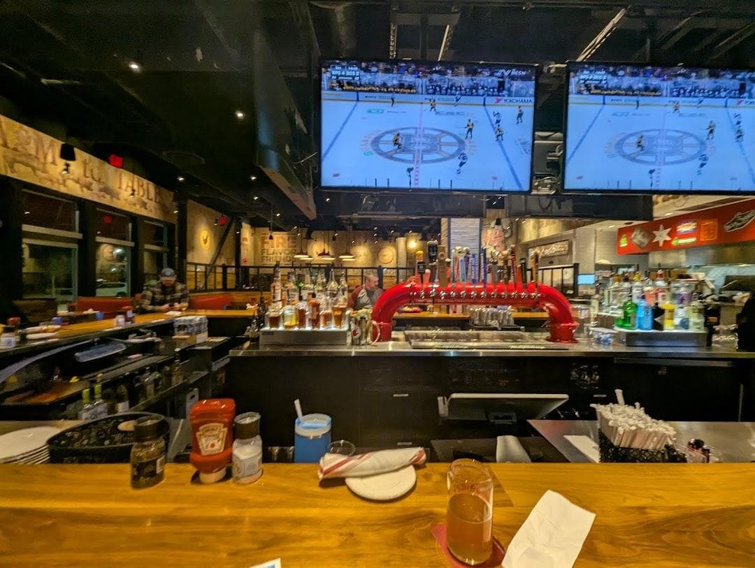 Red Heat Tavern photo 3