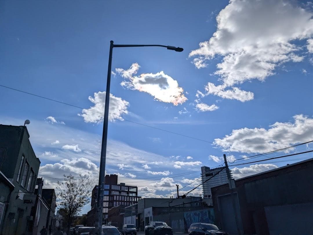 74 Wythe Ave photo 2