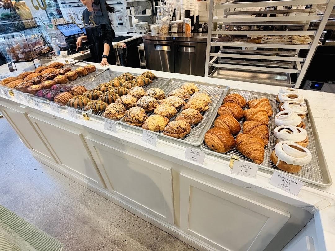 Lakon Paris Patisserie Seaport photo 5