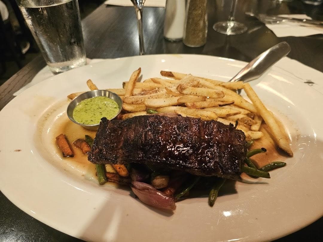 Cooper’s Hawk Winery & Restaurant photo 1
