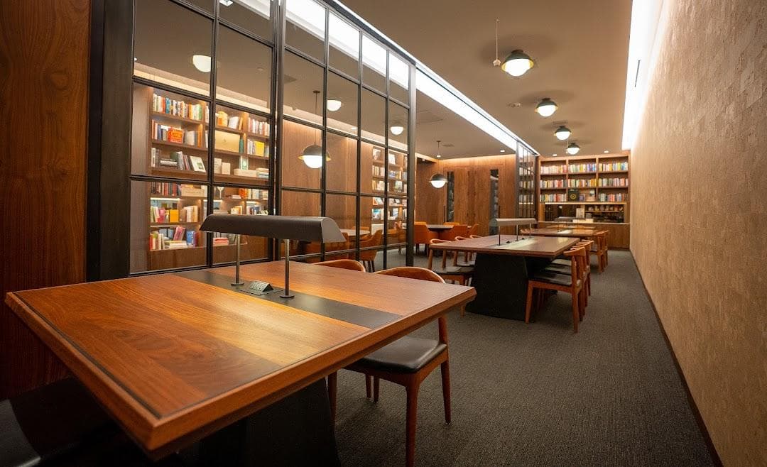 Round Table Studios photo 3