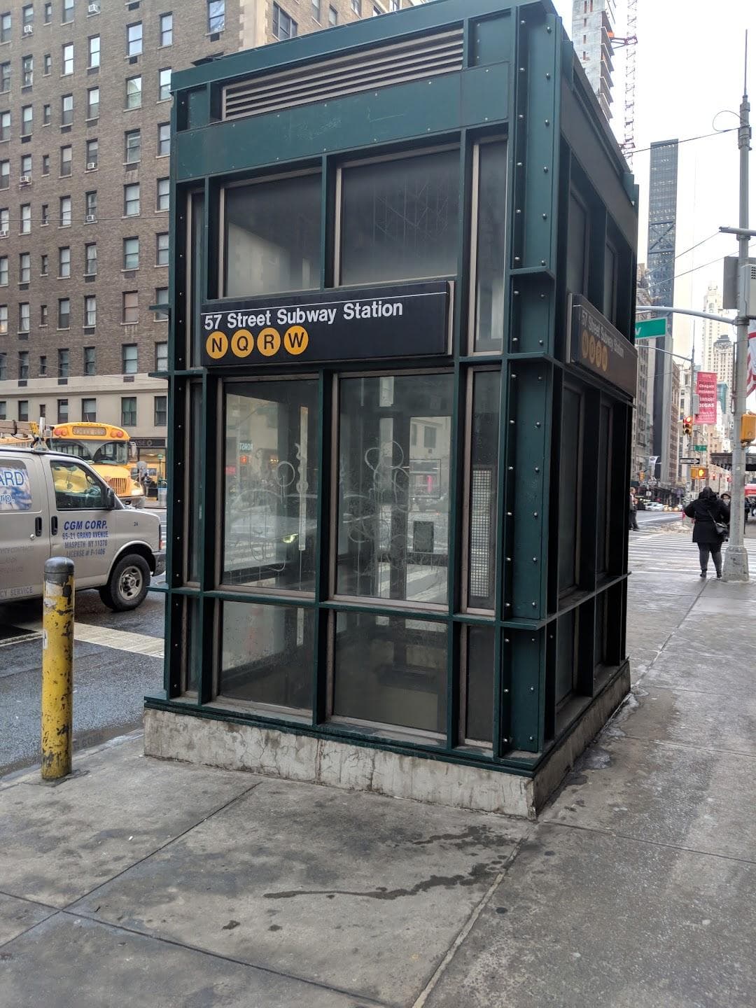 57 St-7 Av photo 5