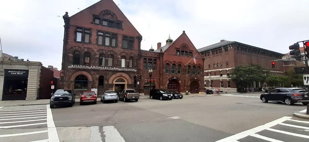 Hynes Auditorium Garage (Pilgrim Parking) photo 2