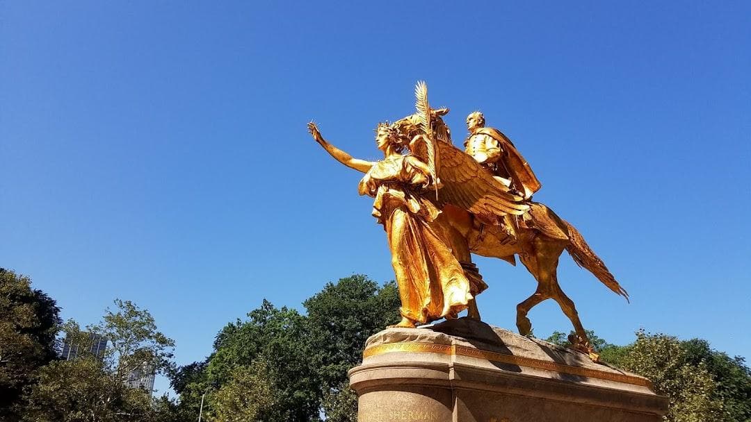 Grand Army Plaza photo 1