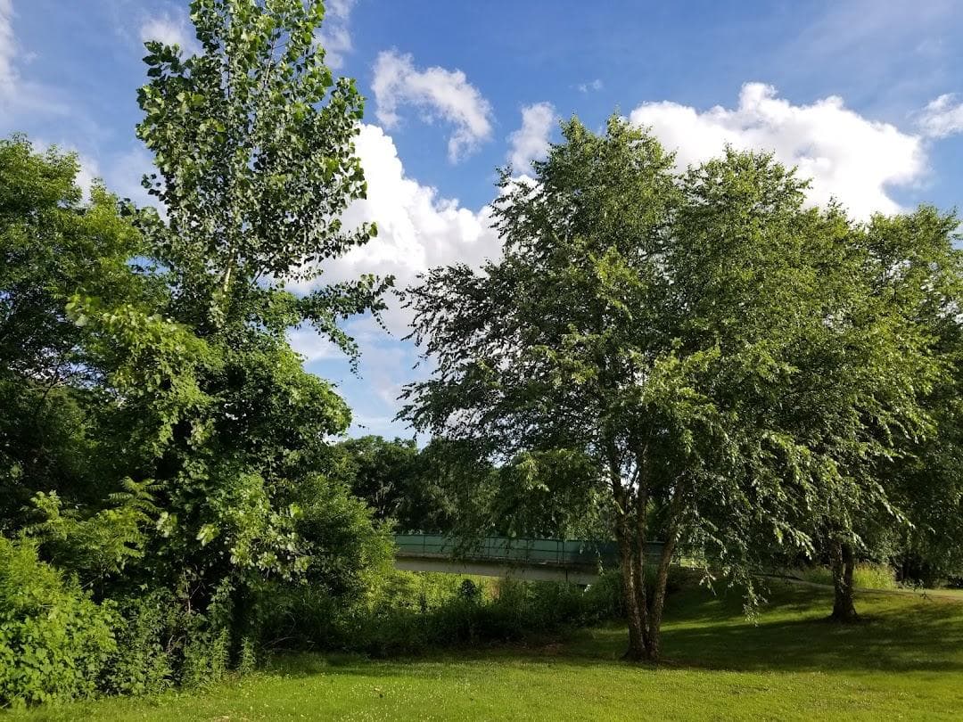 Dr. Charles L. Sifford Golf Course photo 2