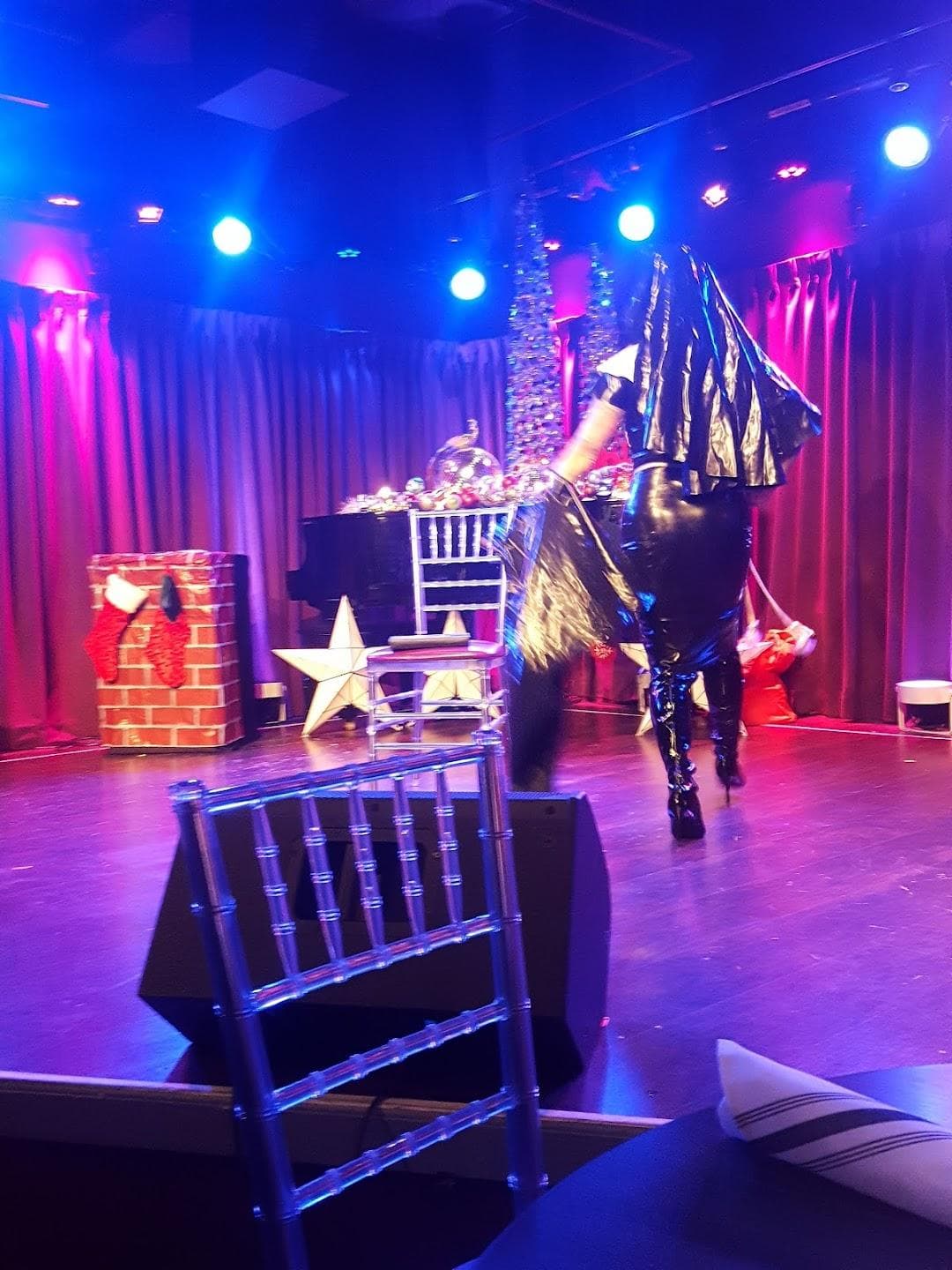 The Green Room 42 photo 5
