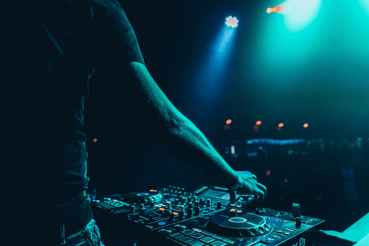 Weekend DJ Sets