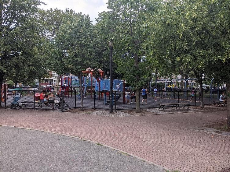 Cooper Park photo 4