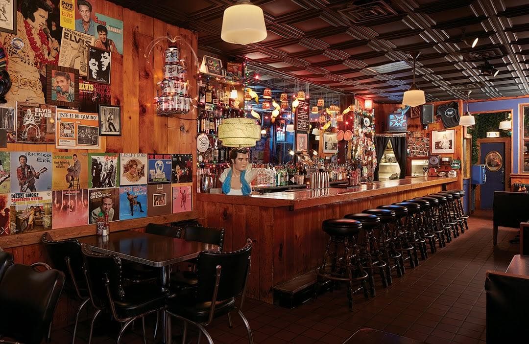 Delux Cafe photo 1