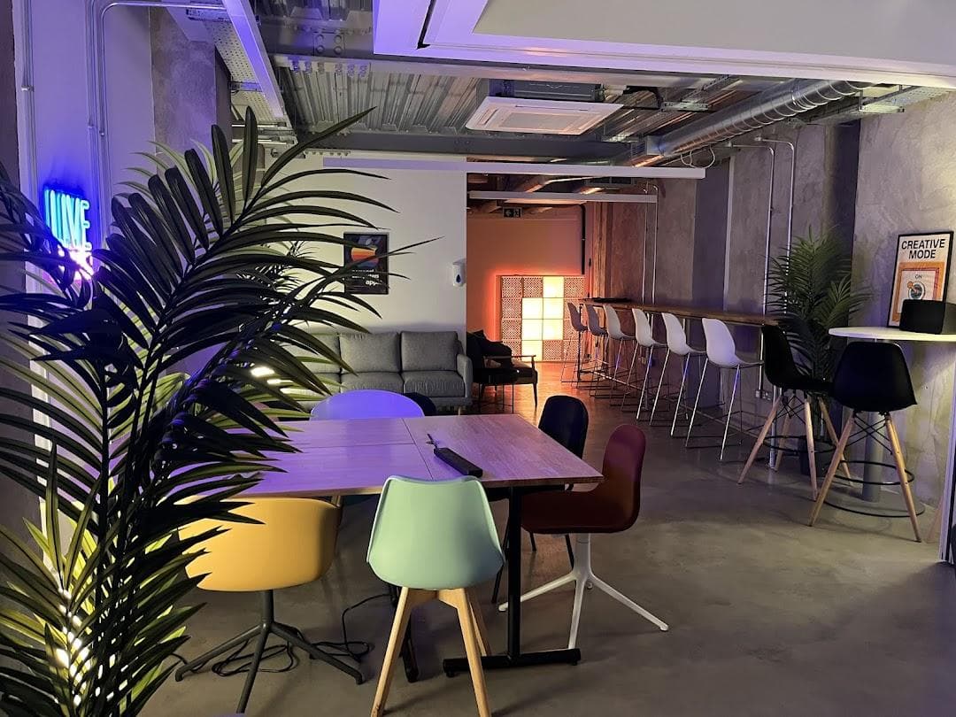 Encode Hub photo 2