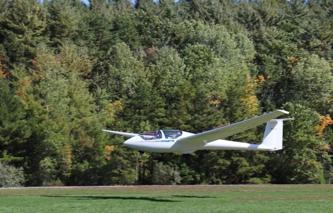Sterling Airport photo 3