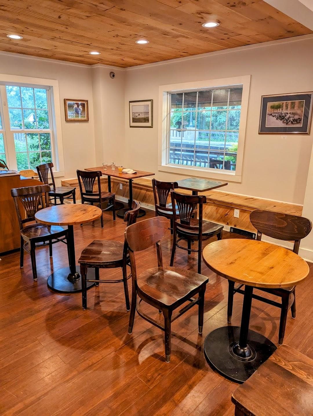 Birdhouse Brewing Company photo 2
