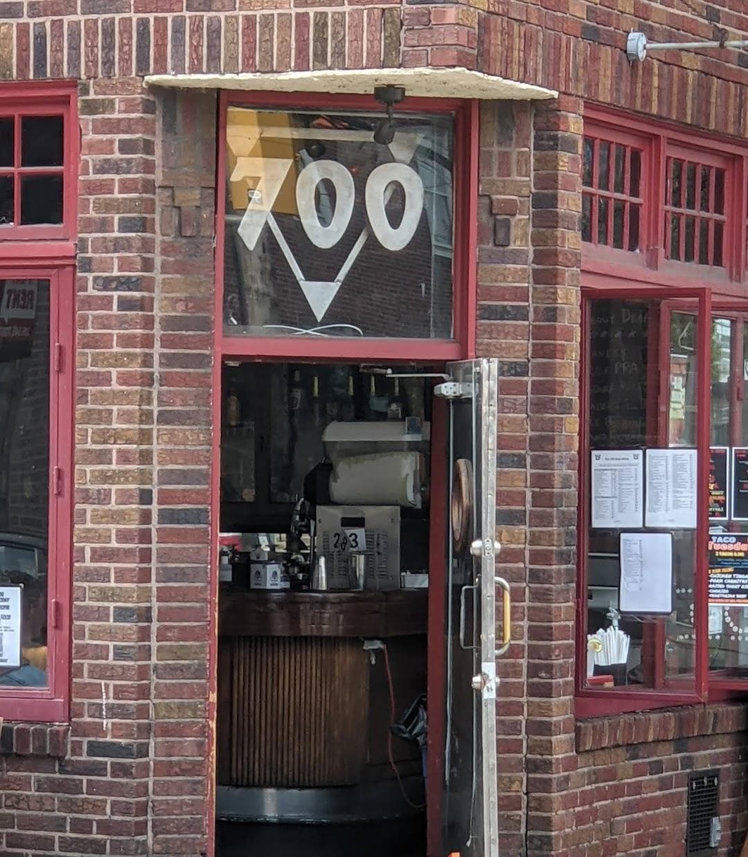 The 700 photo 5