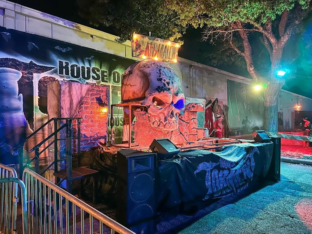House of Torment photo 2