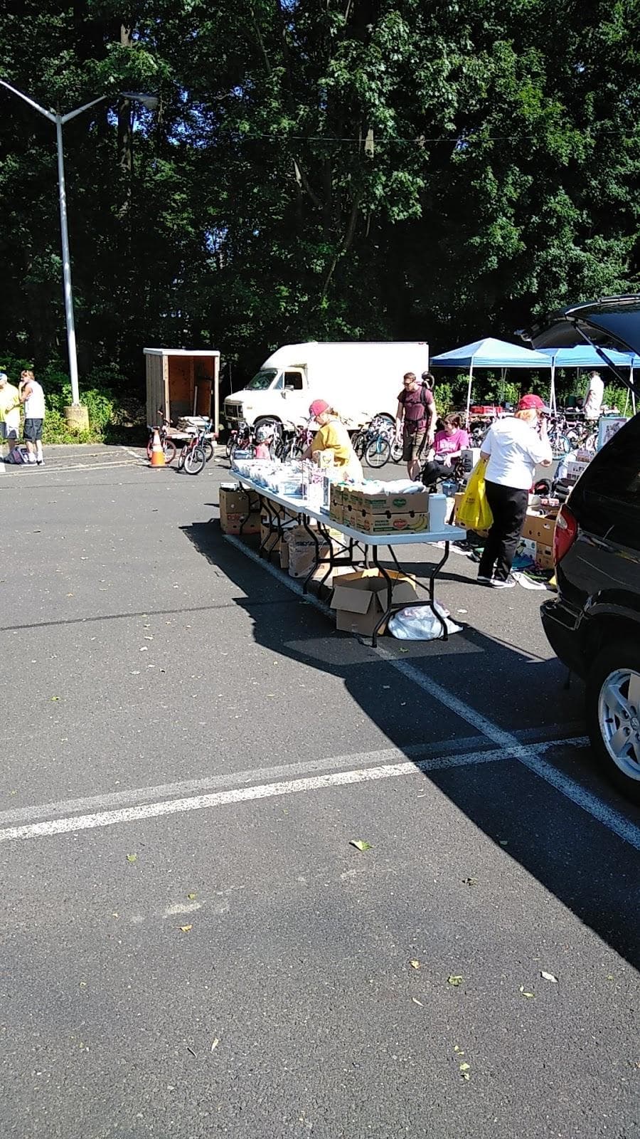 Philadelphia Flea Market photo 6