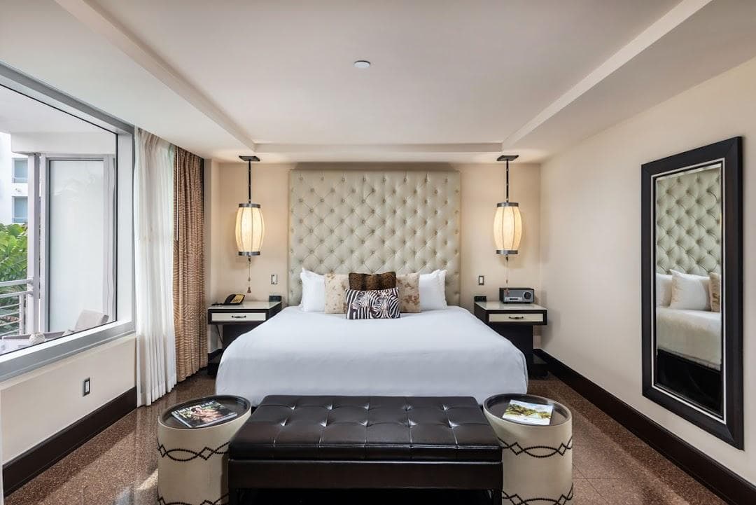 National Hotel photo 2