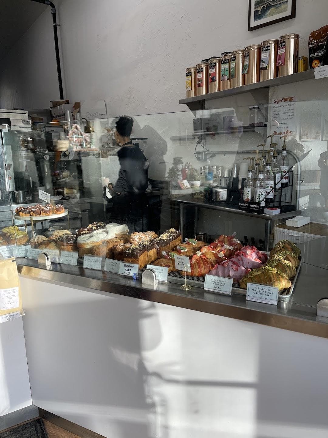 Lakon Paris Patisserie photo 1