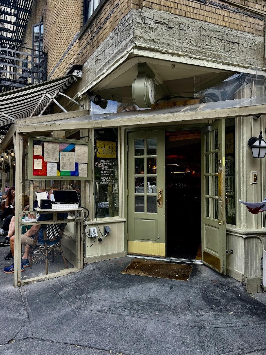 Cafe Cluny photo 6