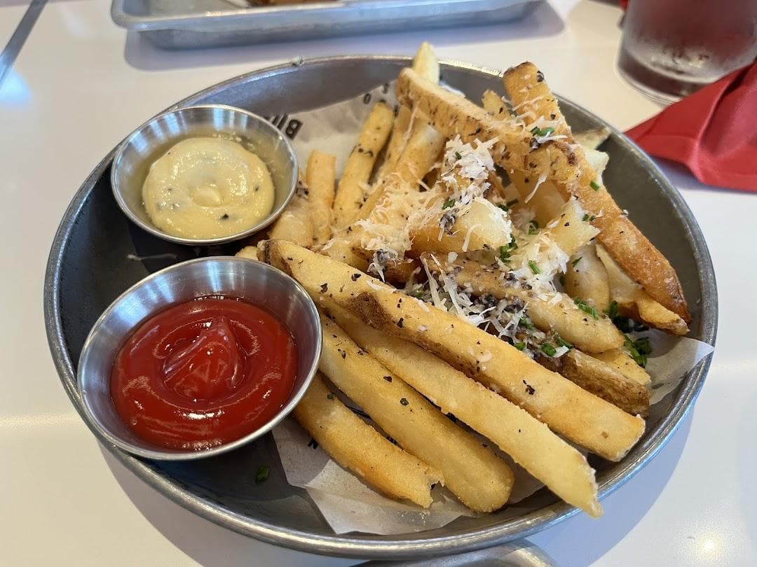 Gordon Ramsay Burger - Boston photo 3
