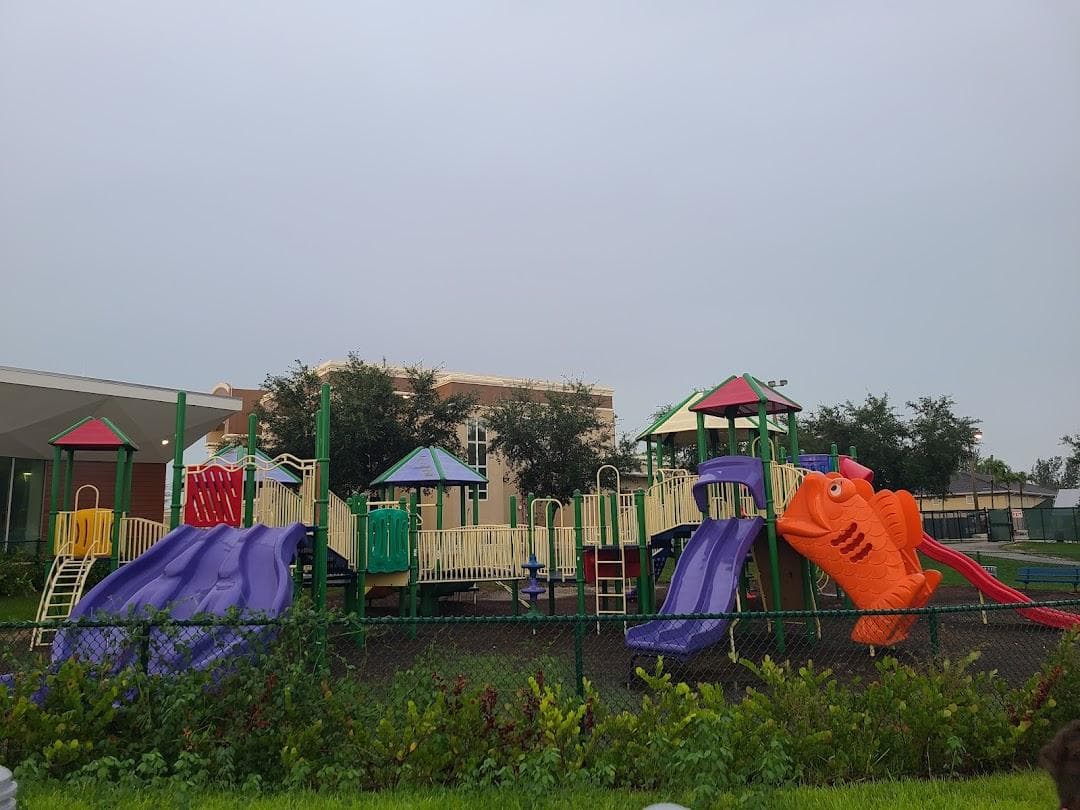 Hialeah Gardens Branch Library photo 5