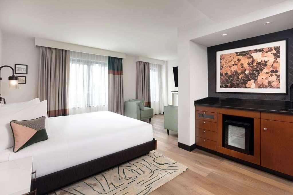 Pennyweight Hotel Boston, Curio Collection by Hilton photo 4