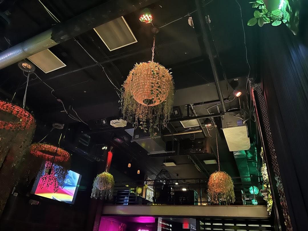 Reserve Lounge photo 3