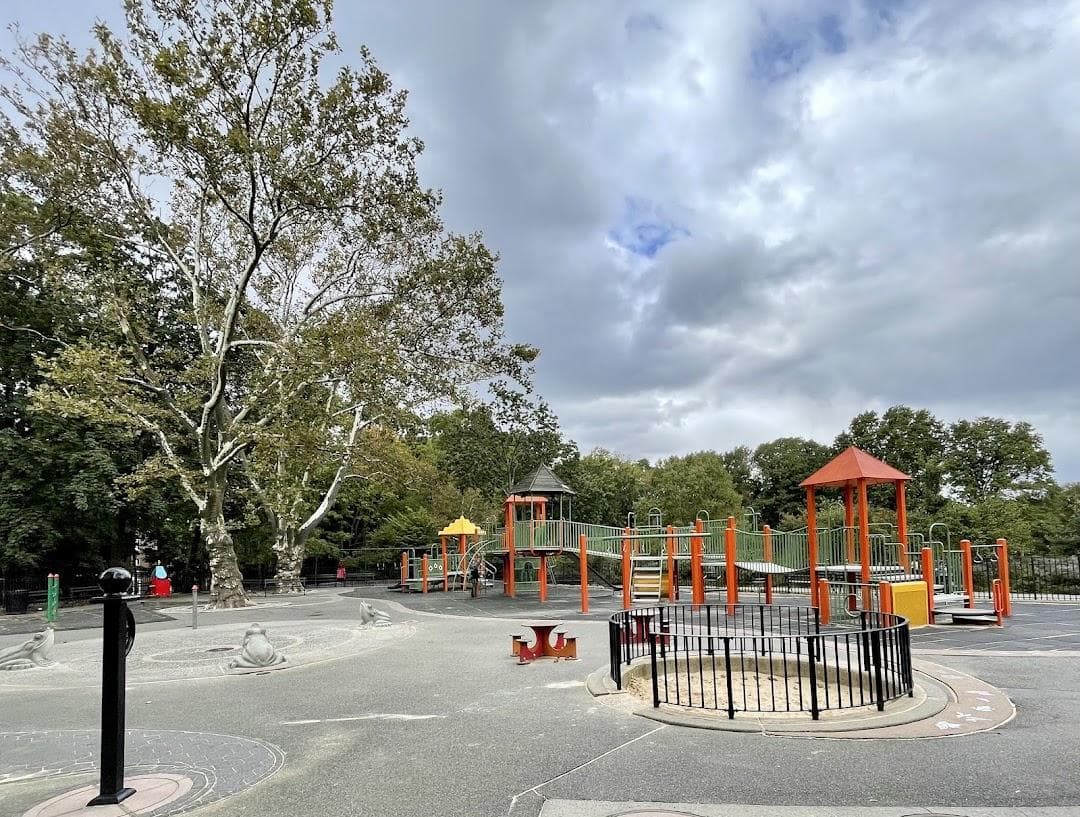 Sobelsohn Playground photo 6