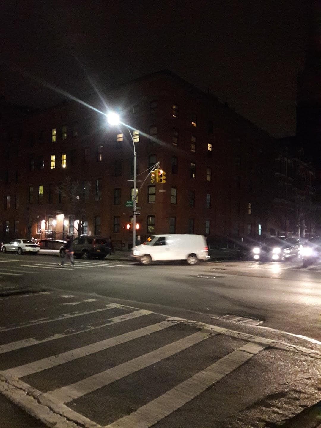 Graham Avenue photo 4