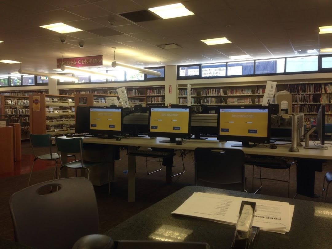 Queens Public Library at South Hollis photo 2