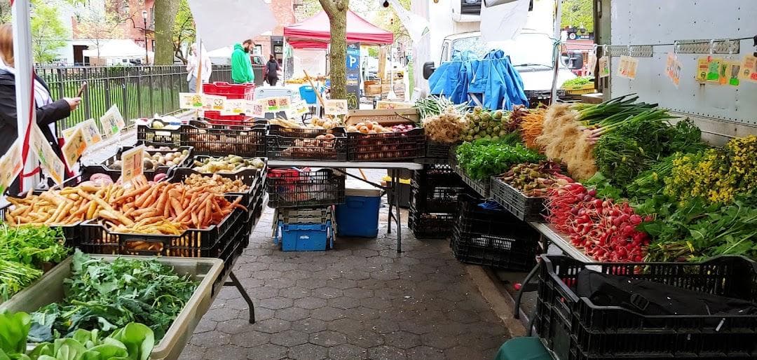 Tompkins Square Park Greenmarket photo 2