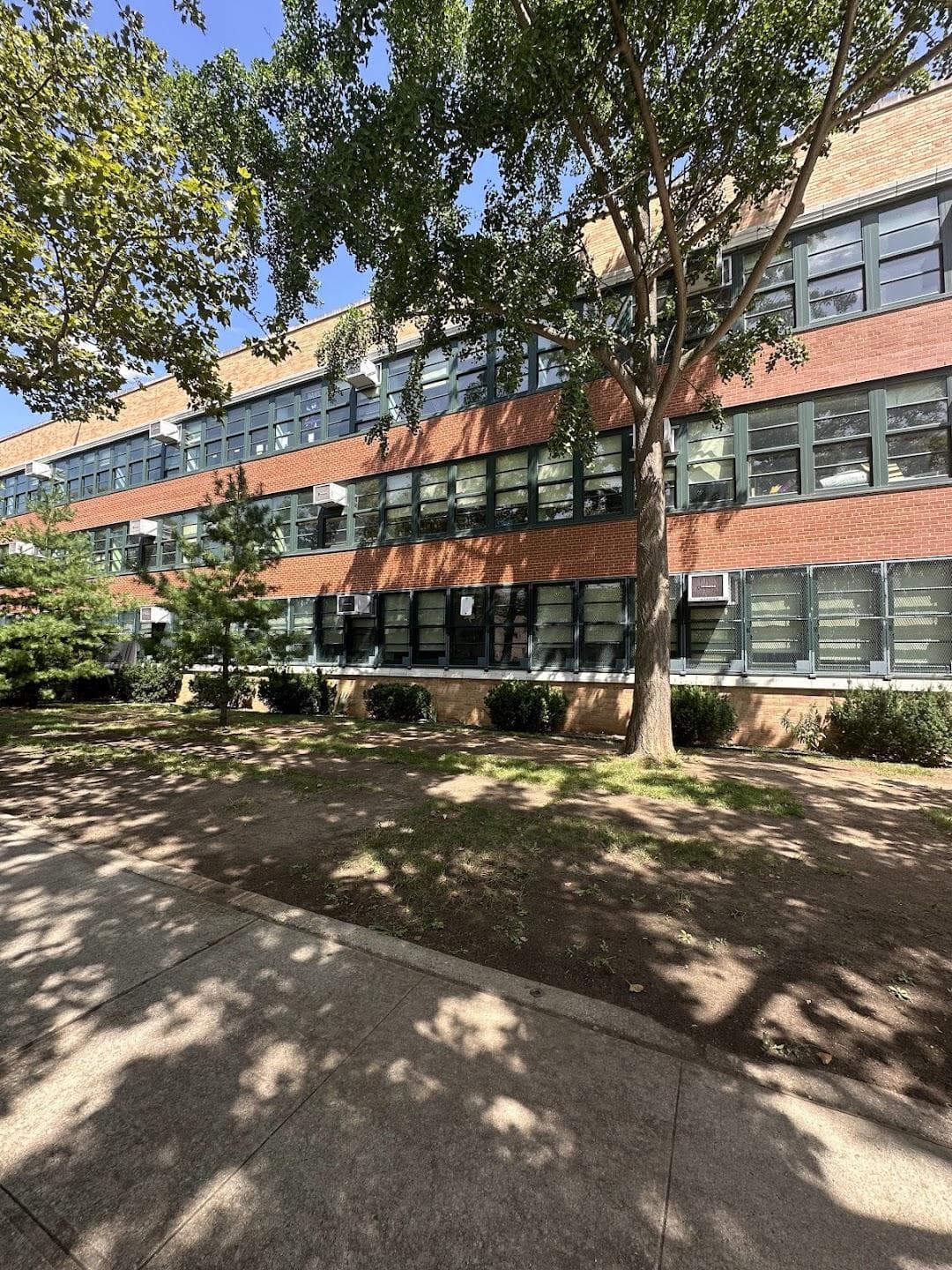 Harold Schneiderman Playground photo 1