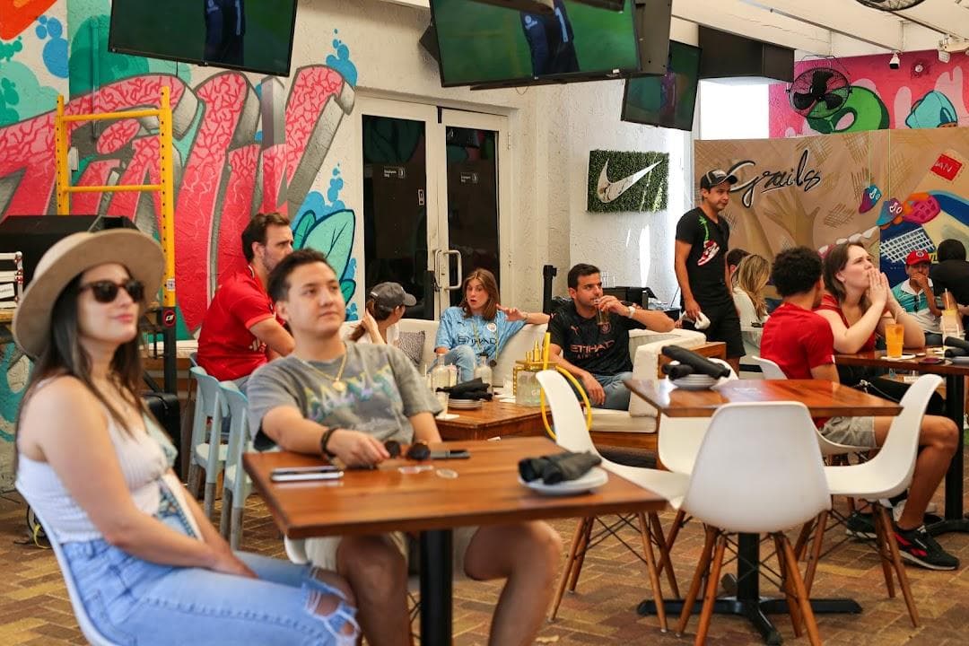 Grails Miami - Restaurant & Sports Bar photo 1