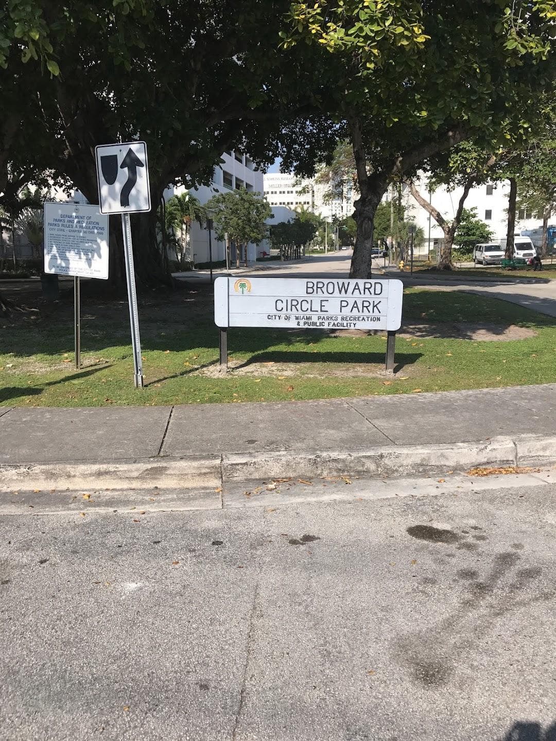 Broward Circle Park photo 1