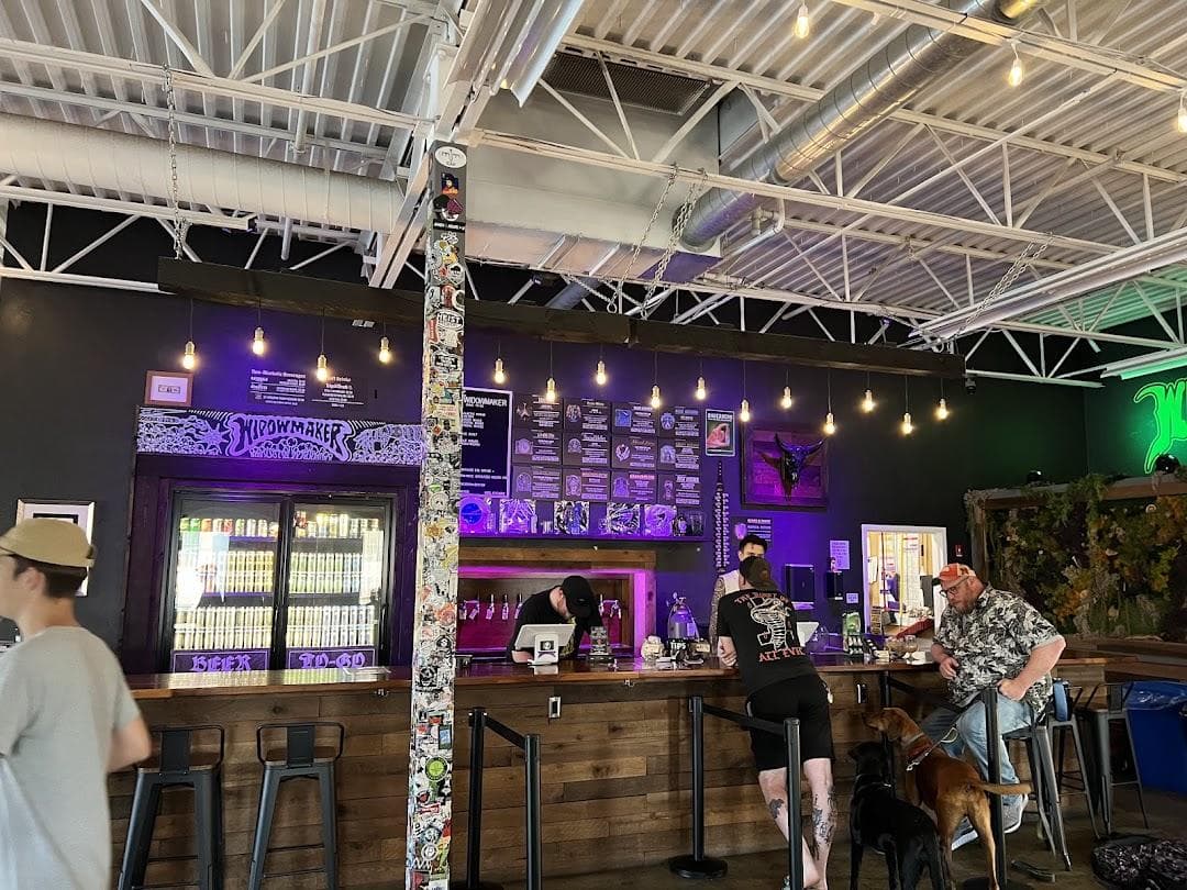 Widowmaker Brewing photo 6