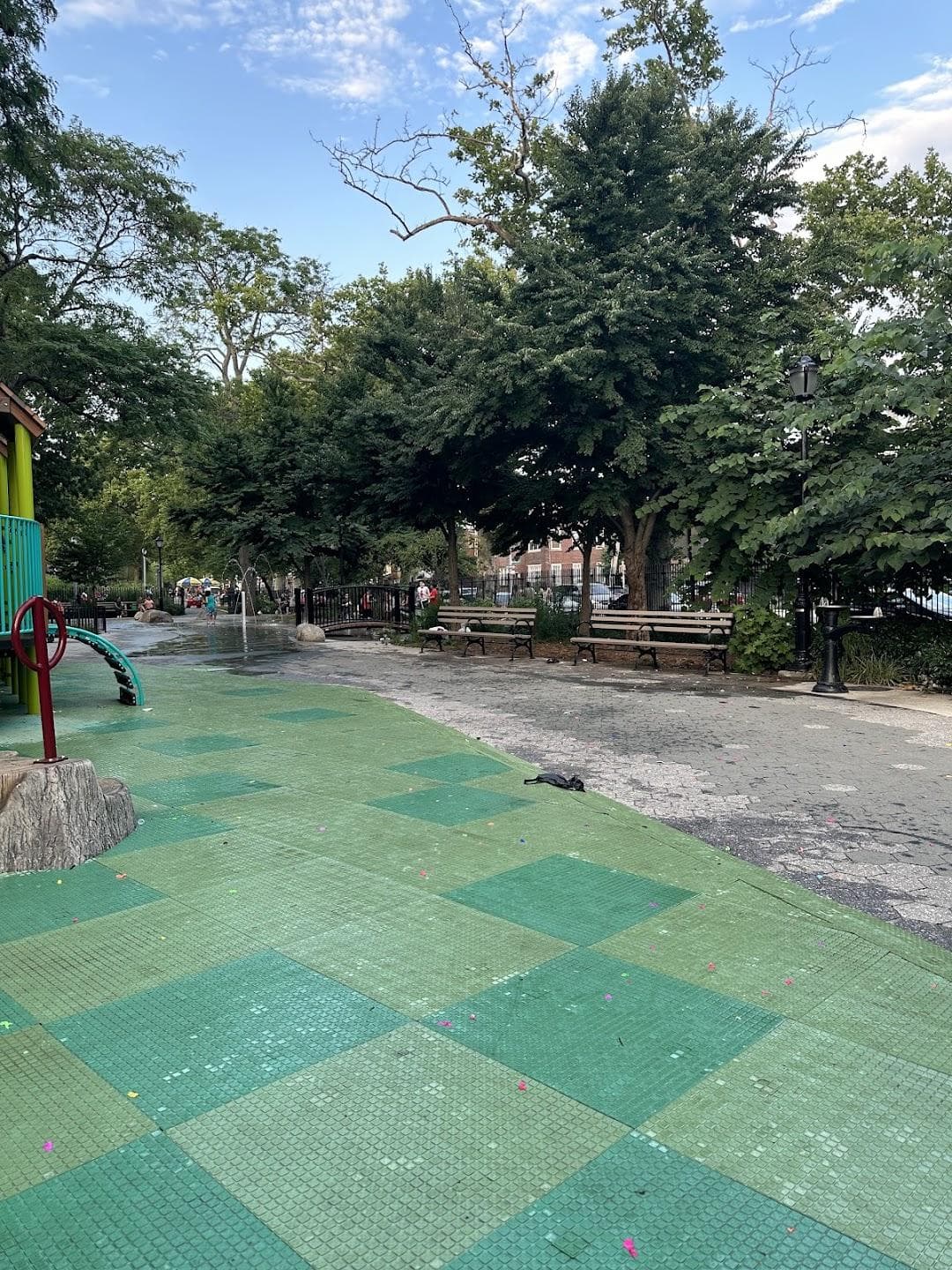 Lower Highland Playground photo 4