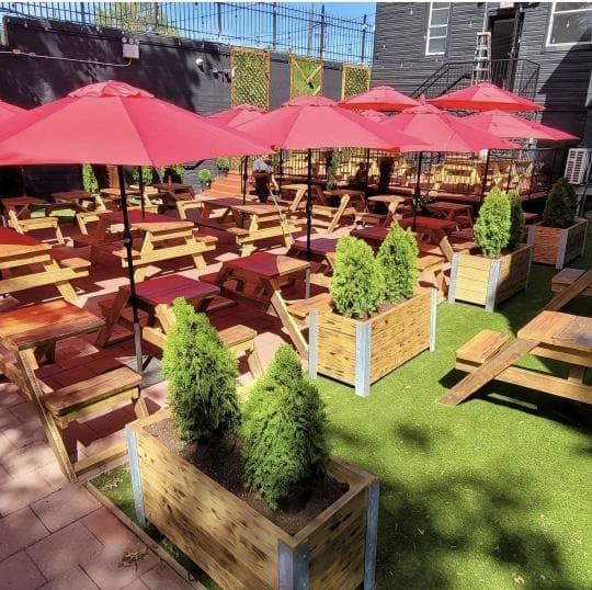 Garden Bar & Grill photo 2
