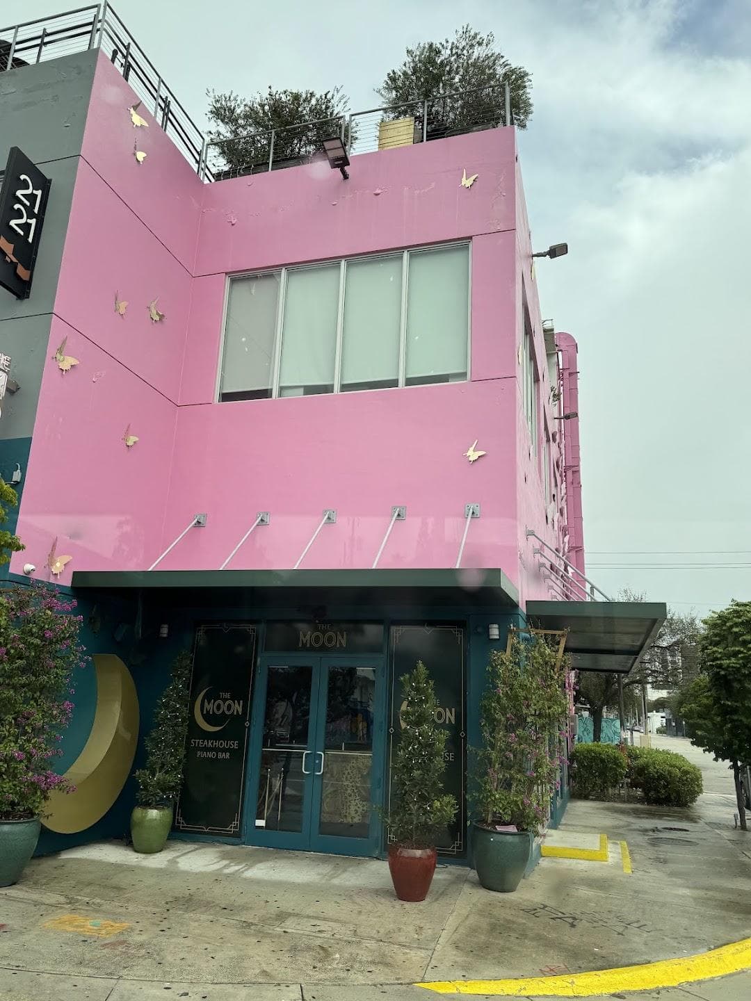 The Moon Steakhouse & Piano Bar photo 1