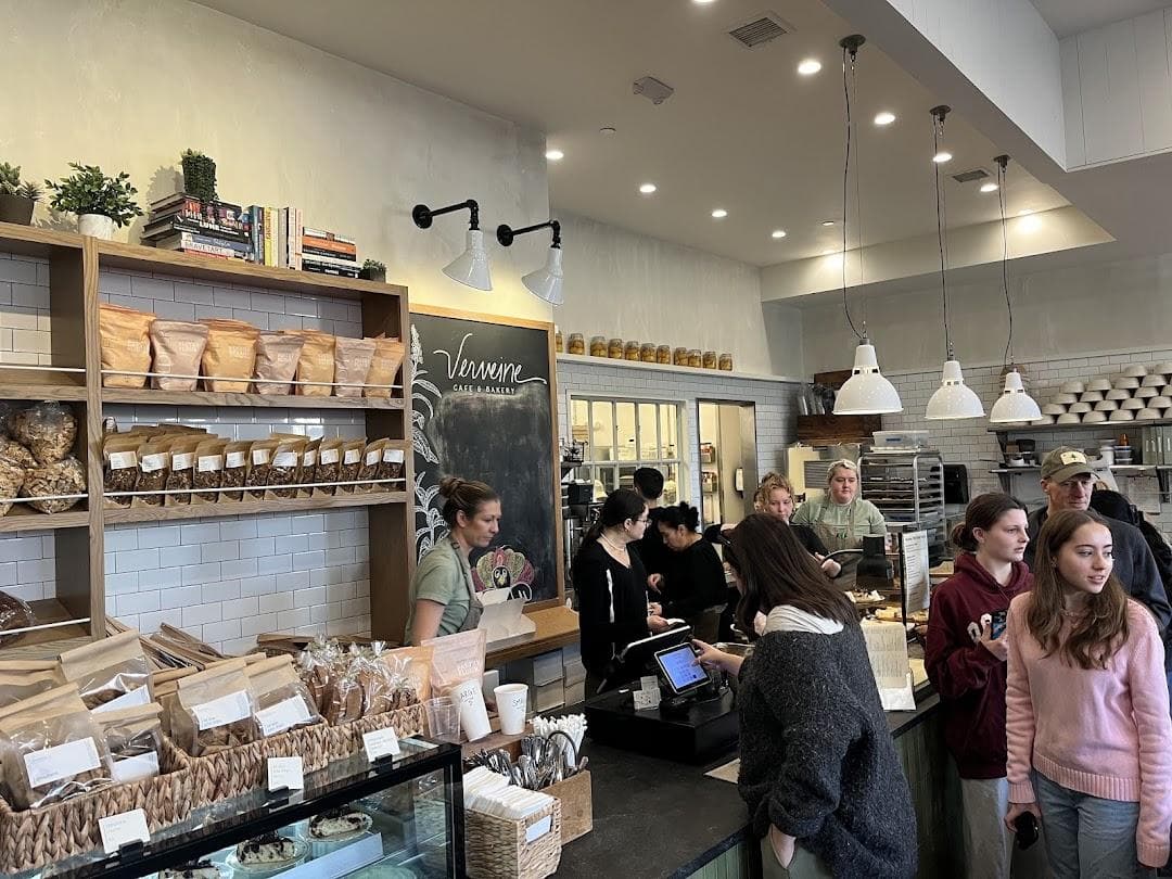 Verveine Cafe & Bakery photo 4
