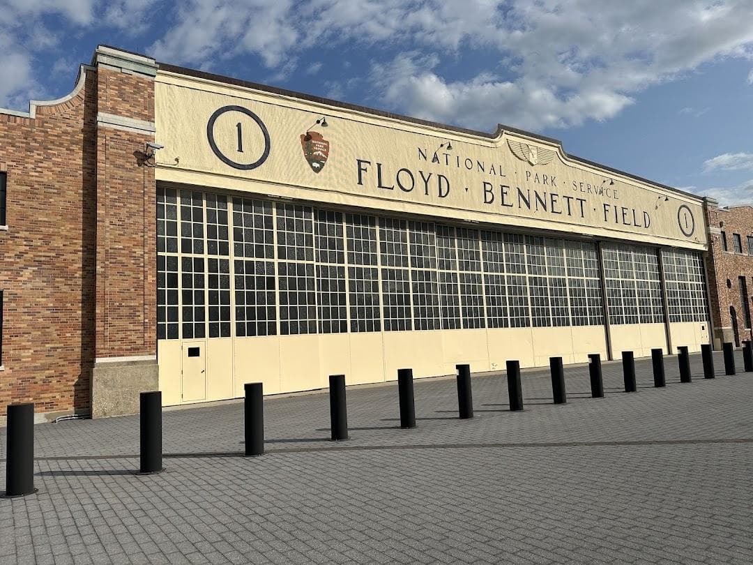 Floyd Bennett Field photo 3