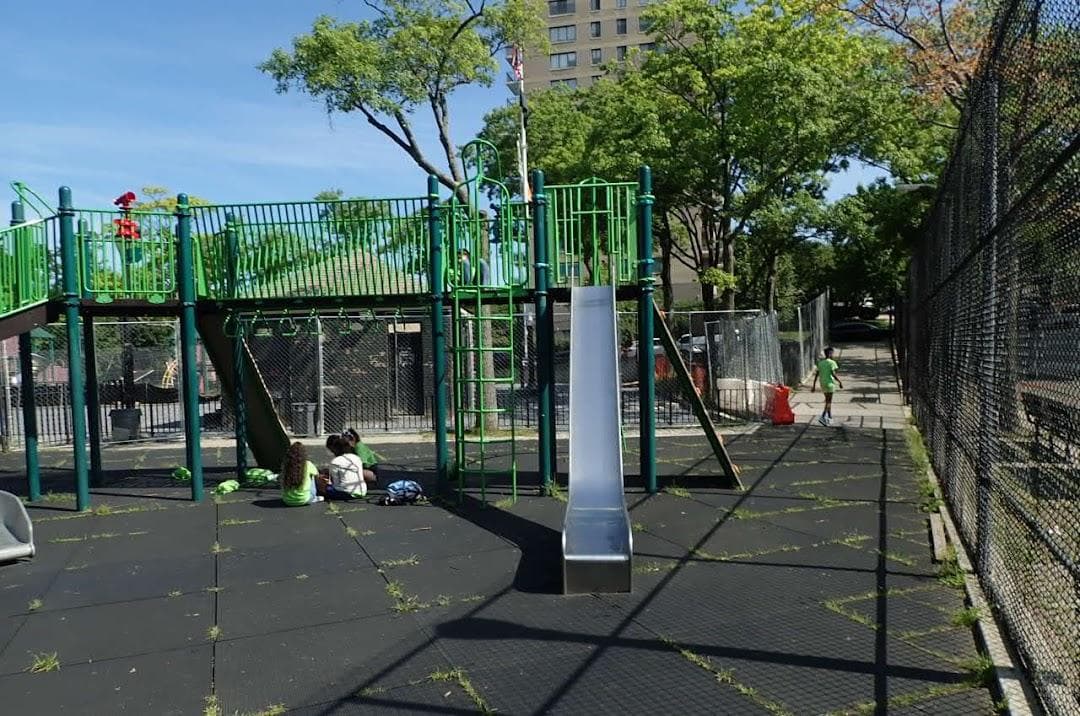 Spuyten Duyvil Playground