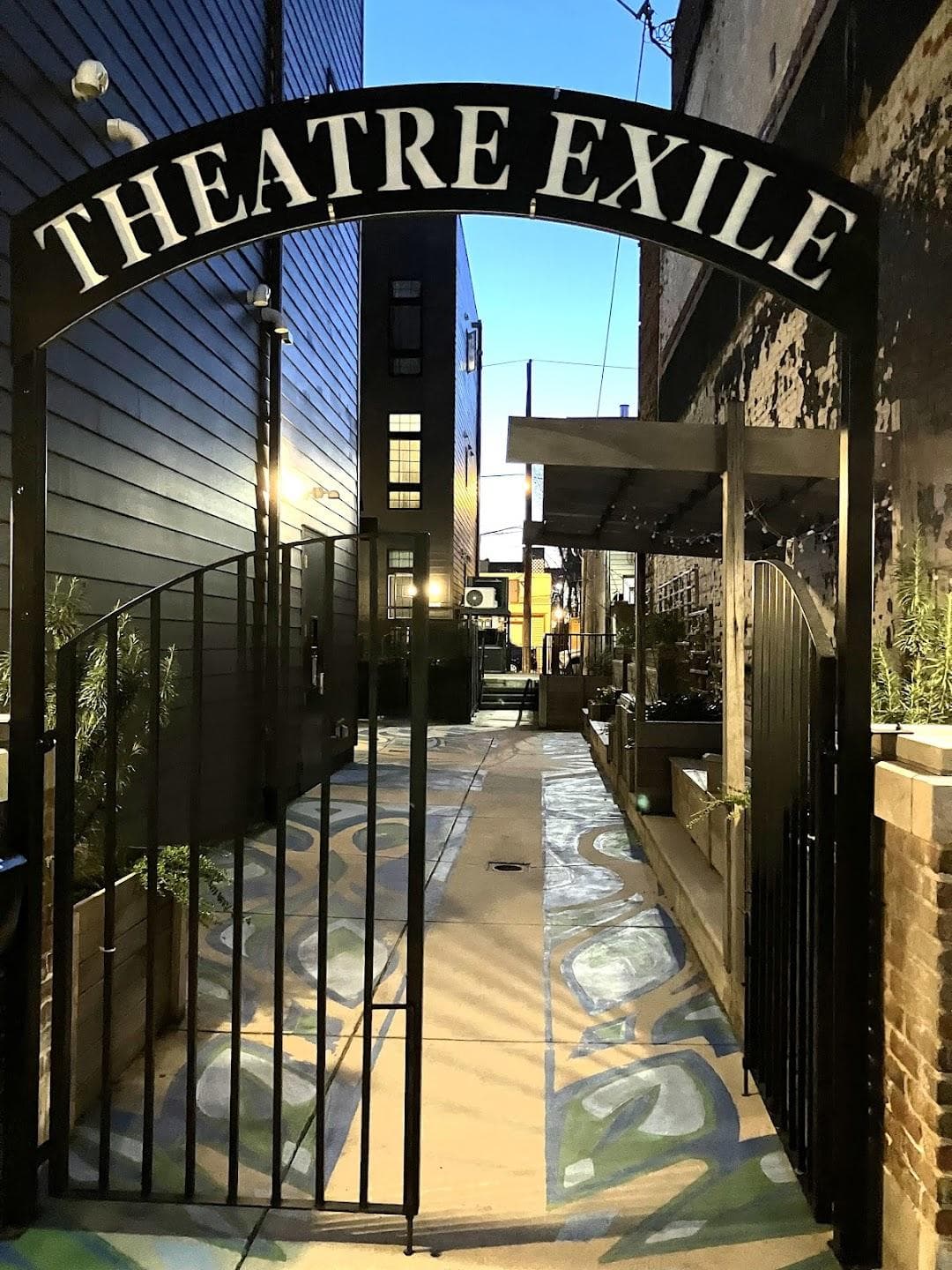 Theatre Exile photo 4
