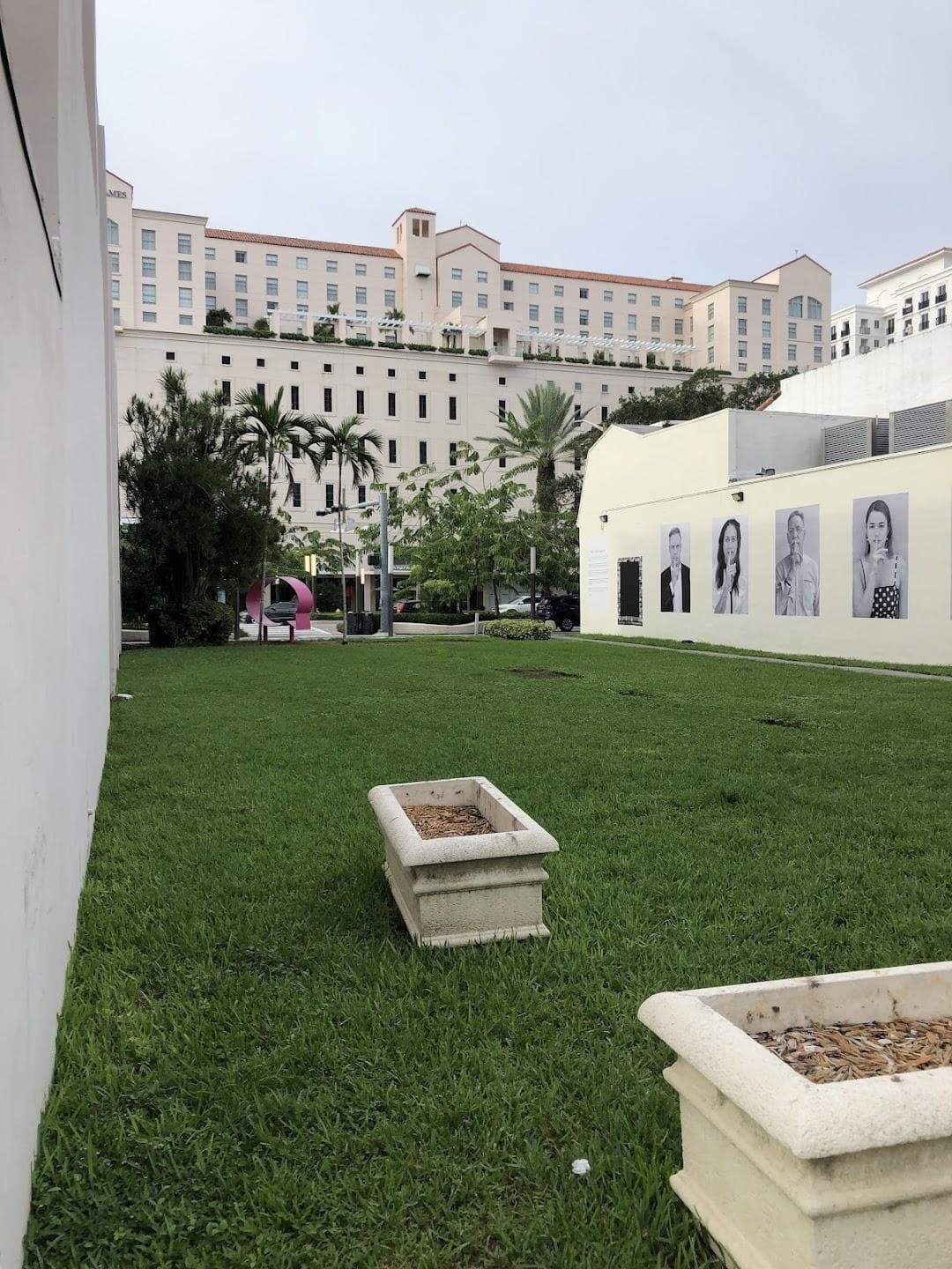 The Plaza photo 1