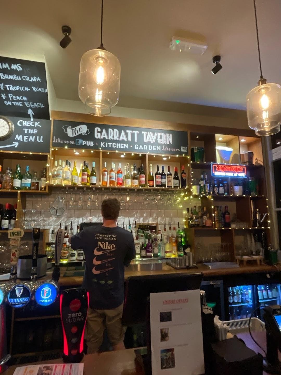 The Garratt Tavern photo 6